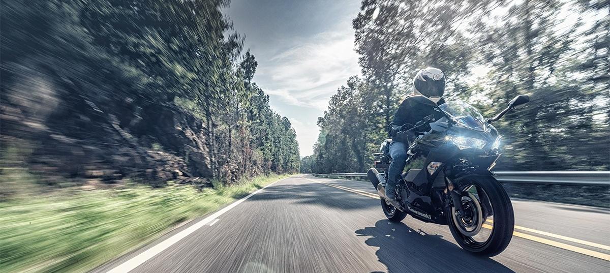 2019 Kawasaki Ninja 400 on Curvy road